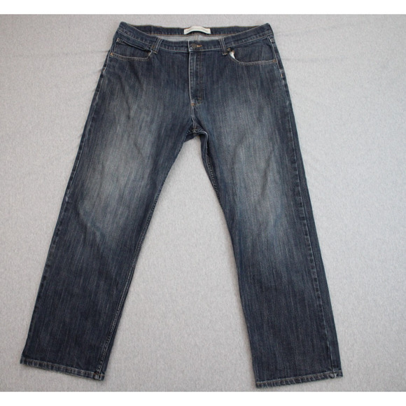 Wrangler Jeans Mens Size 38X30 Blue Denim Advanced Comfort Straight Leg Mid Rise